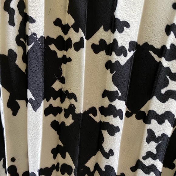 H&M NWT Printed Midi Skirt - Picture 4 of 9